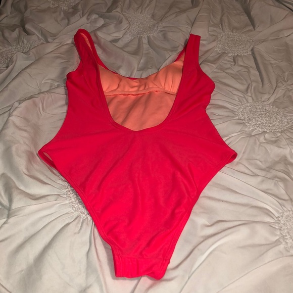 Target one piece - Picture 2 of 3